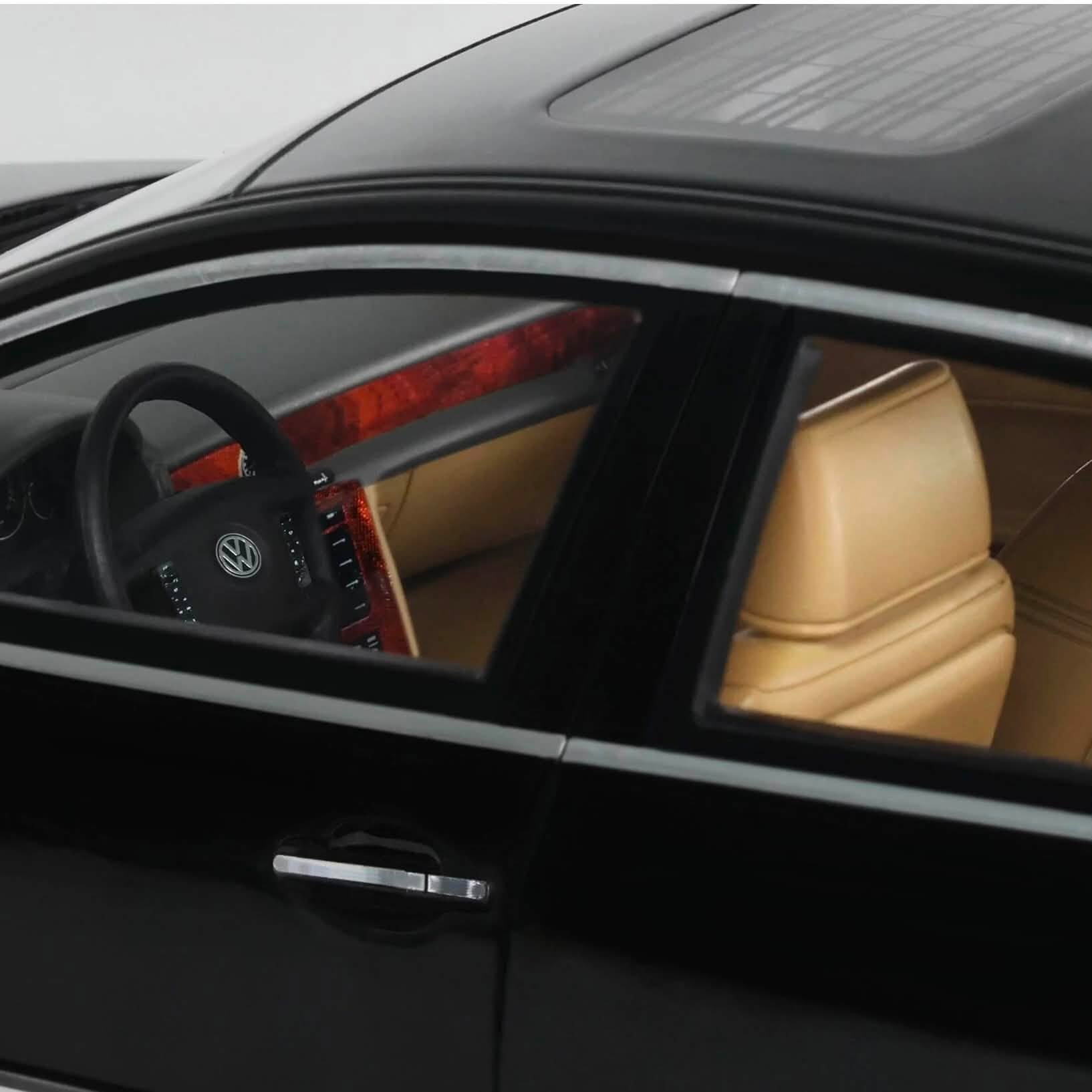 Volkswagen Phaeton 6.0 W12 2005 black L041 1:18 OttOmobile