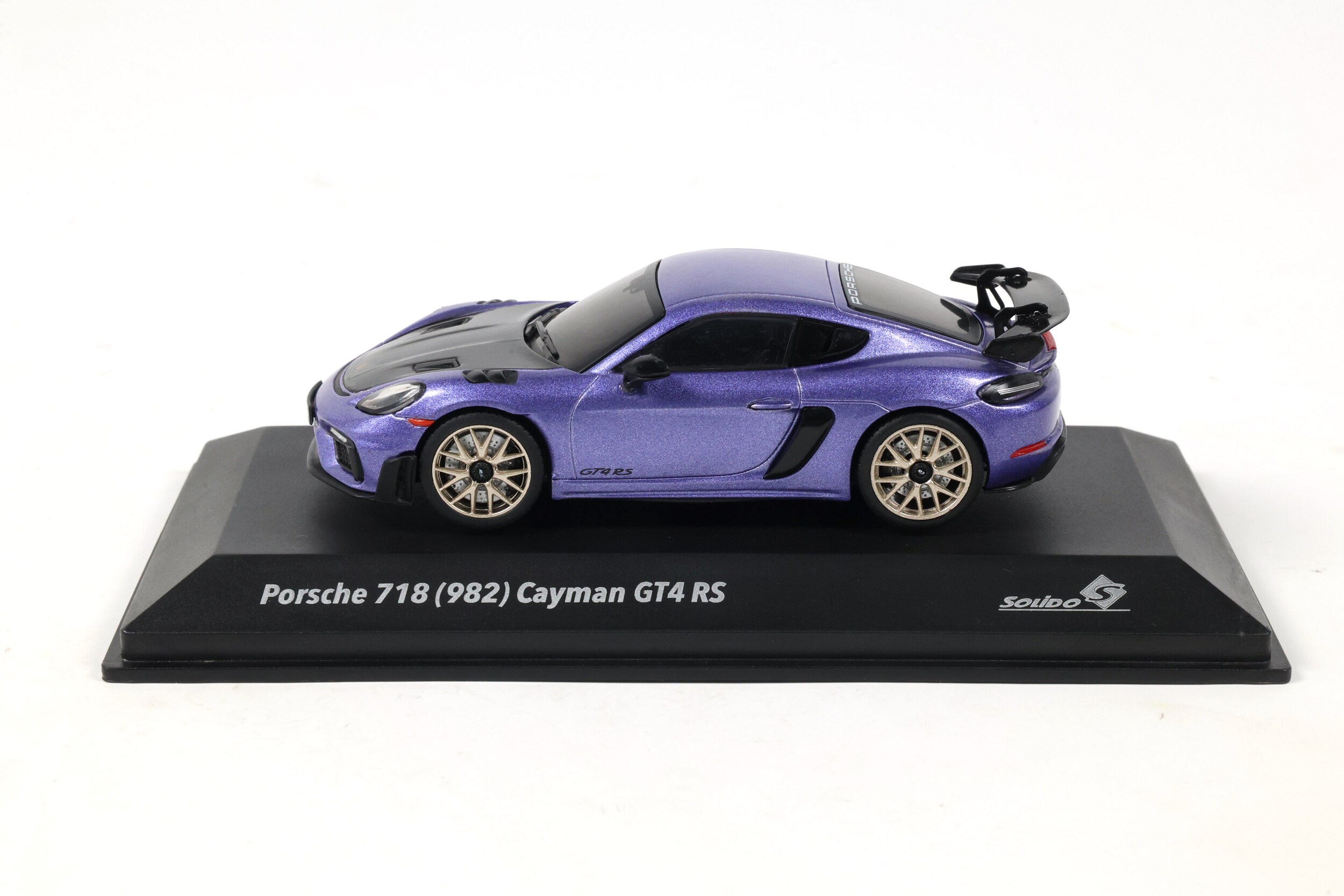 Porsche 718 Cayman GT4 RS Weissach 2024 viola purple metallic 1:43 Solido