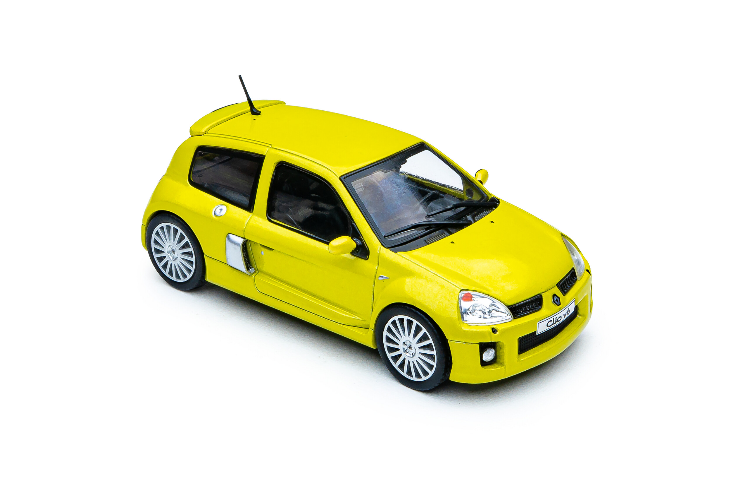 Renault Clio V6 PH.2 2004 acid yellow  1:43 Solido