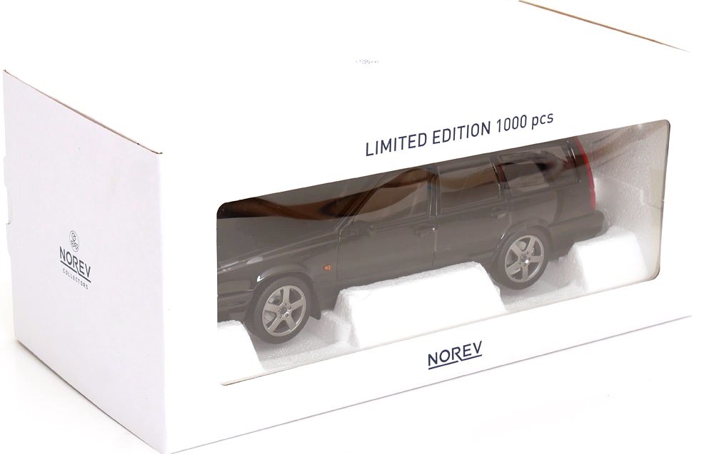 Volvo 850 T-5R Kombi 1994 black 1:18 Norev