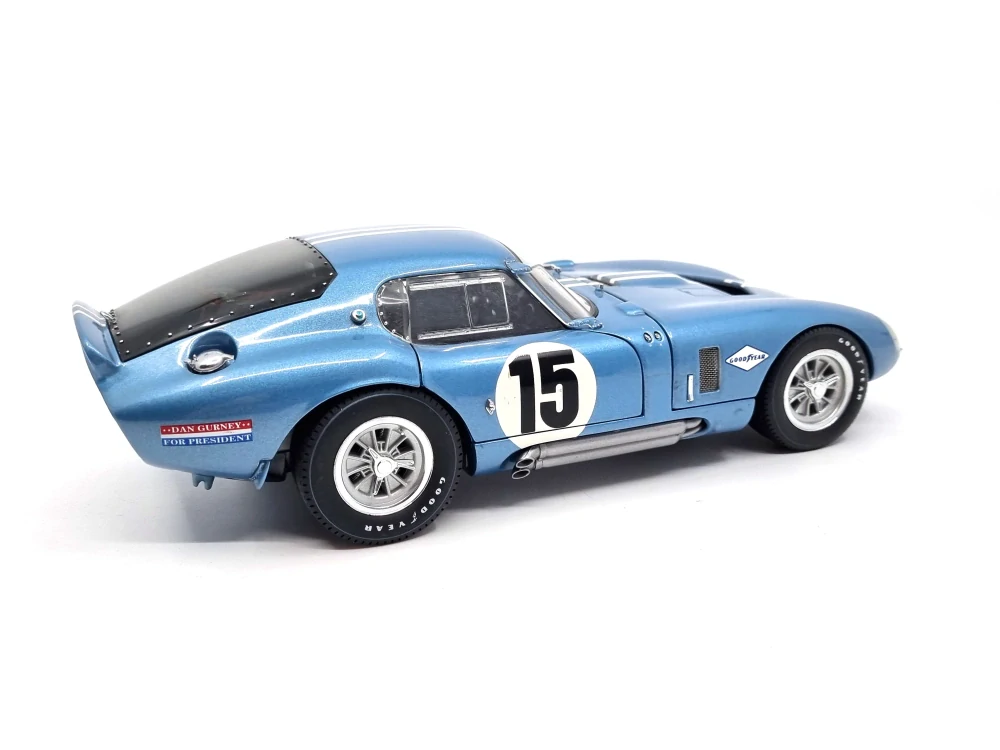 Cobra Daytona Coupe #15 1:18 Exoto