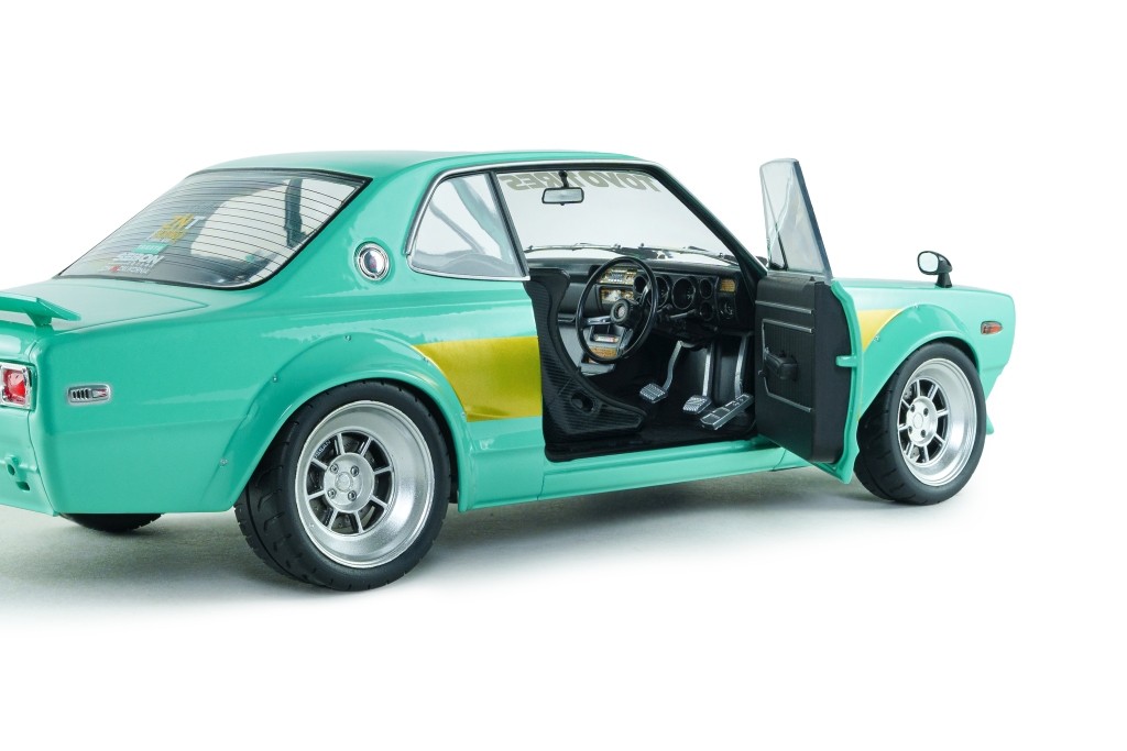Nissan Skyline 2000 GT-R Hakosuka Solido Works 1970 mint green 1:18 Solido