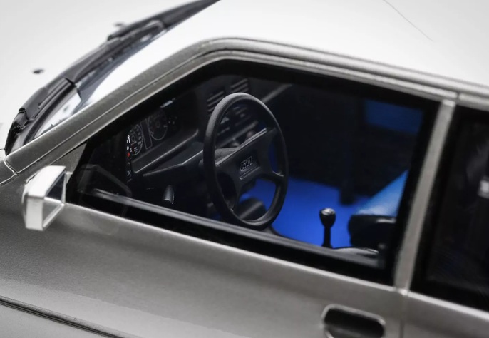 Peugeot 309 GTI 16 Dimma Kompressor 1995 Gris Futura Metallisé 1:18 OttOmobile
