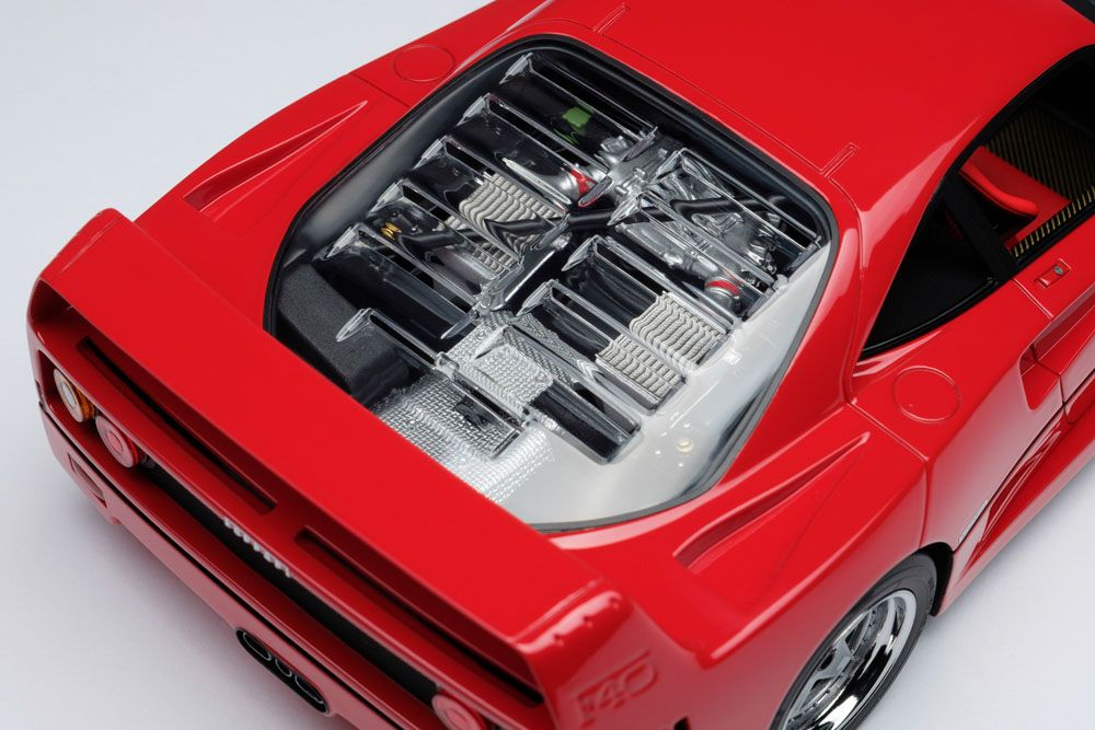 Ferrari F40 red 1:18 Amalgam