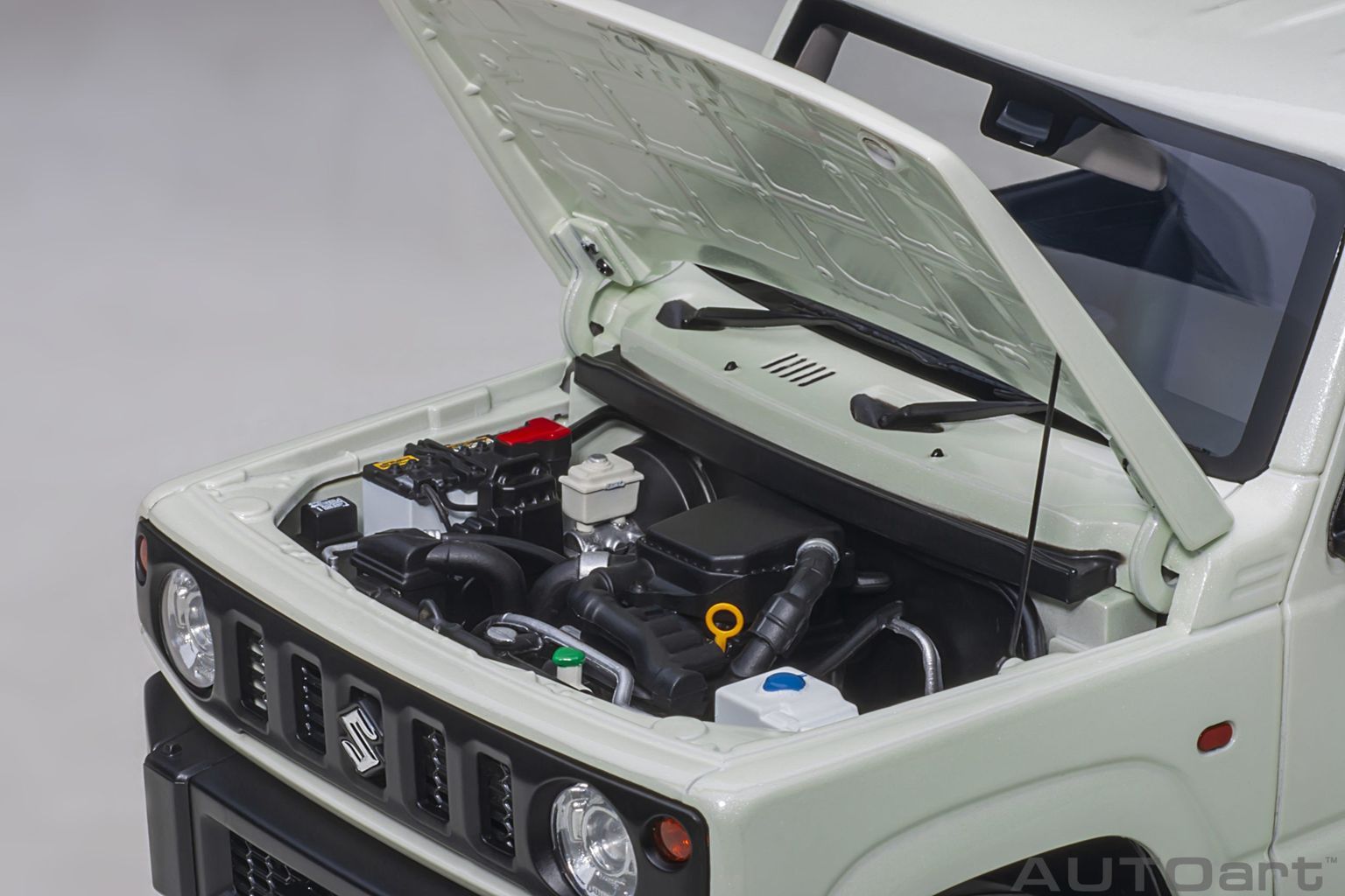 Suzuki Jimny JB64 RHD pure white pearl 1:18 AUTOart