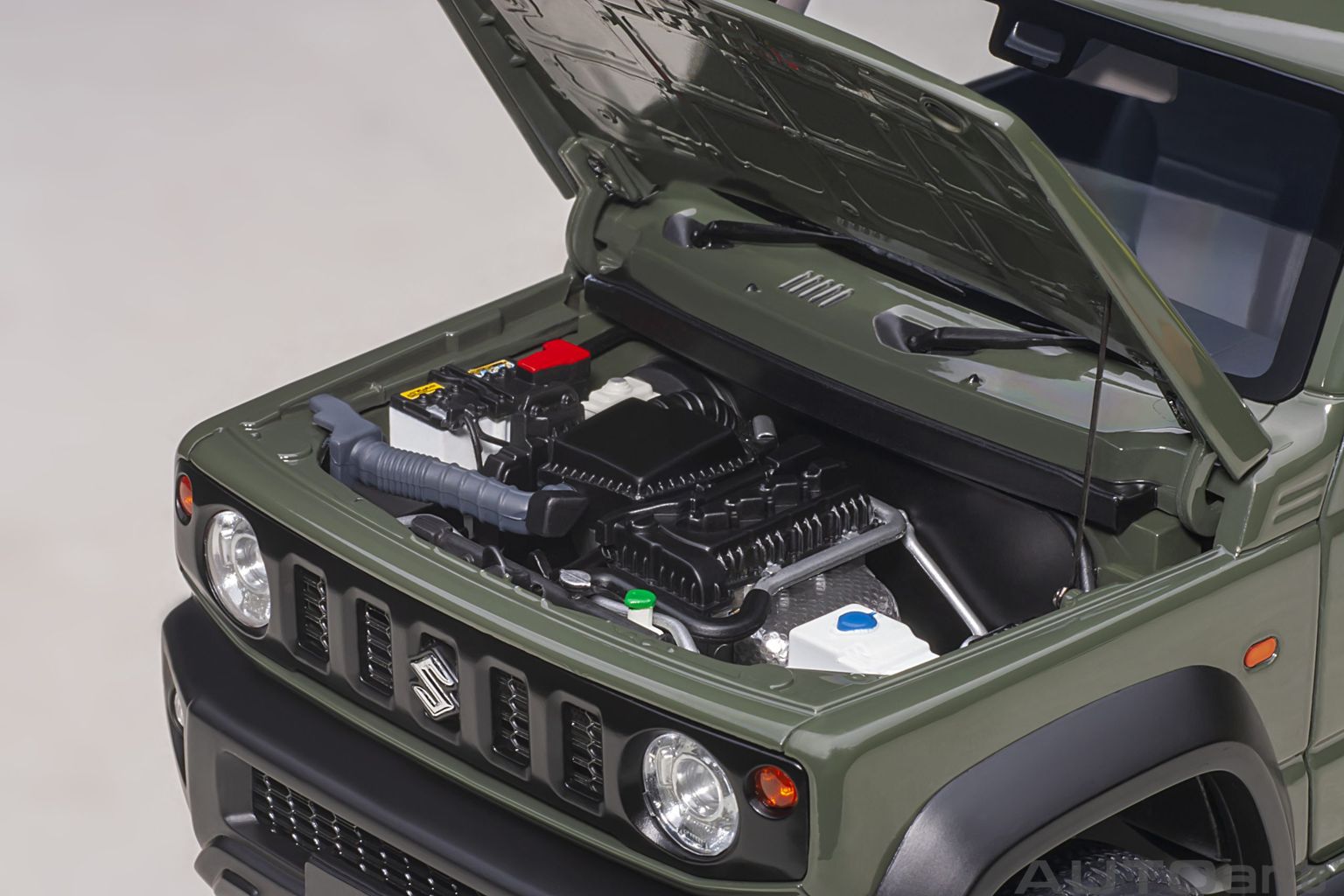 Suzuki Jimny SIERRA 2018 jungle green 1:18 AUTOart