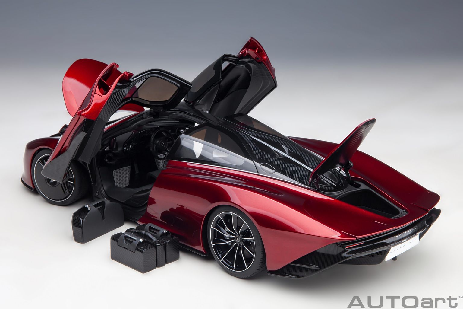 McLaren Speedtail 2020 volcano red 1:18 AUTOart