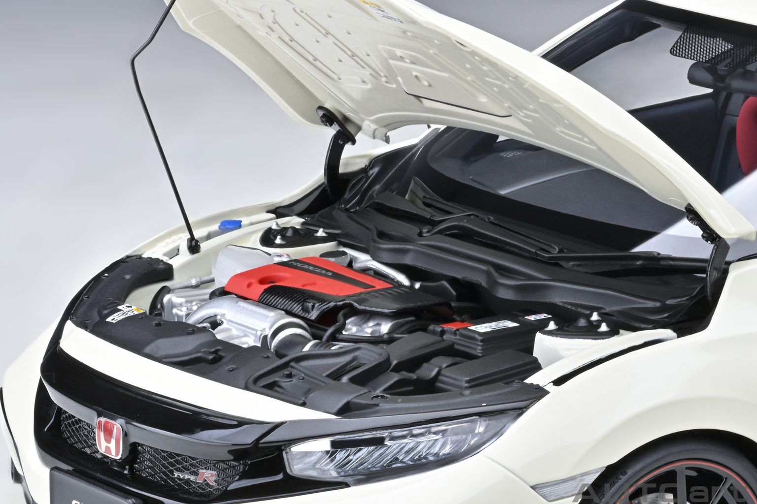 Honda Civic Type R FK8 2021 championship white 1:18 AUTOart