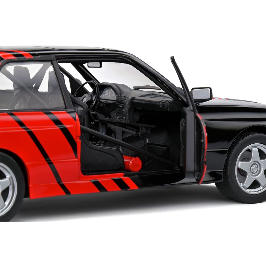 BMW M3 E30 Advan Drift 1990 1:18 Solido