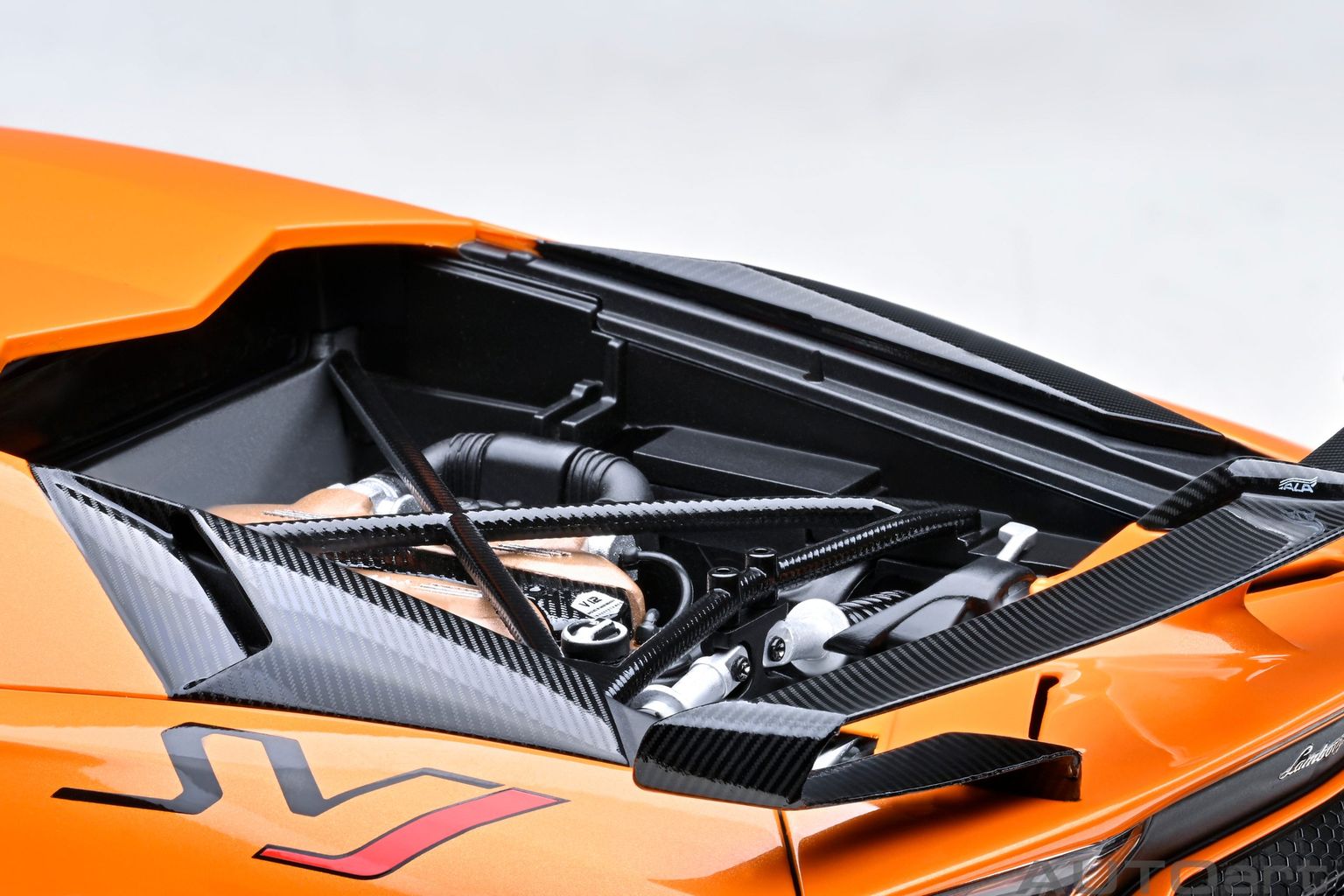 Lamborghini Aventador SVJ 2019 pearl orange 1:18 AUTOart