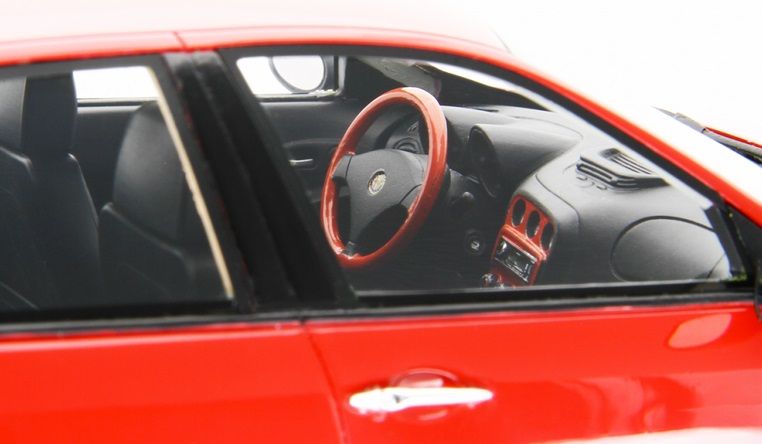 Alfa Romeo 156 1.8TS 1997 red 1:18 Laudoracing Model 