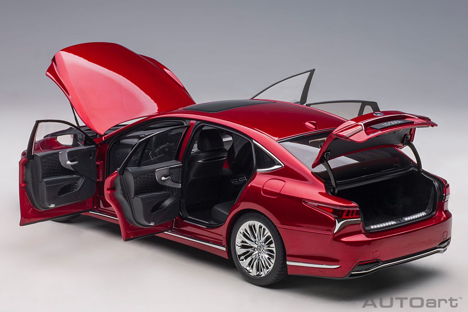 Lexus LS 500h Morello red metallic 1:18 AUTOart
