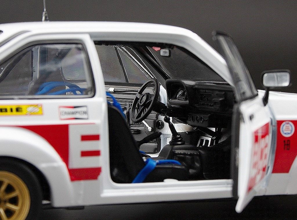 Ford Escort Mk II RS 1800 #2 Mikkola/Hertz Belga Rallye du Condroz 1979 1:18 Sun Star