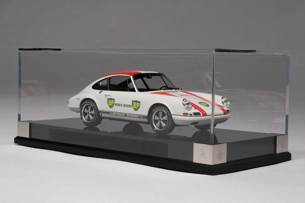 Porsche 911R BP World Record 1967 1:18 Amalgam