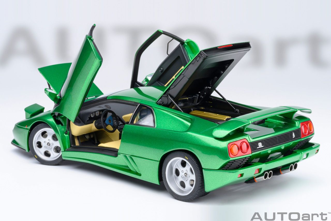 Lamborghini Diablo SE 30th Anniversary Edition Verde Mic 1:18 AUTOart