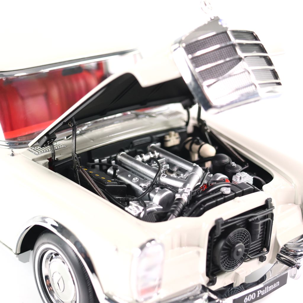 Mercedes-Benz 600 Pullman W 100 1963-1981 whitegrey 1:18 NZG