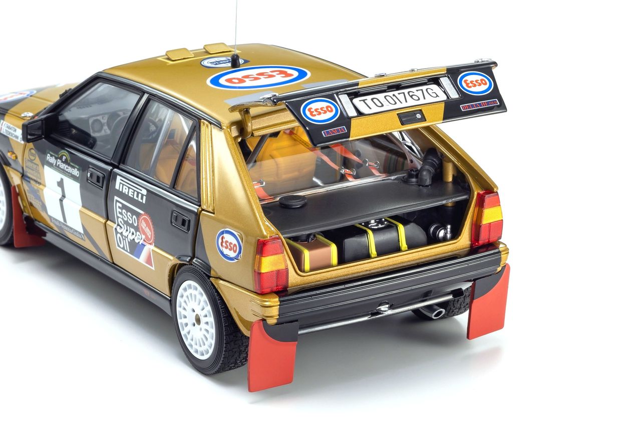 Lancia Delta HF Integrale 4WD Team ESSO #1 F.Tabaton/L.Tedeschini Winner Rally Piancavallo 1987 1:18 Kyosho