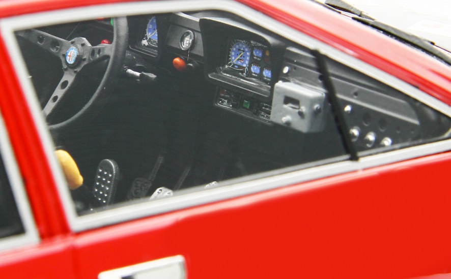 Alfa Romeo Alfetta Gr.2 #3 Autodelta Rally Tour de Corse 1975 Andruet - Jouanny 1:18 Laudoracing Model