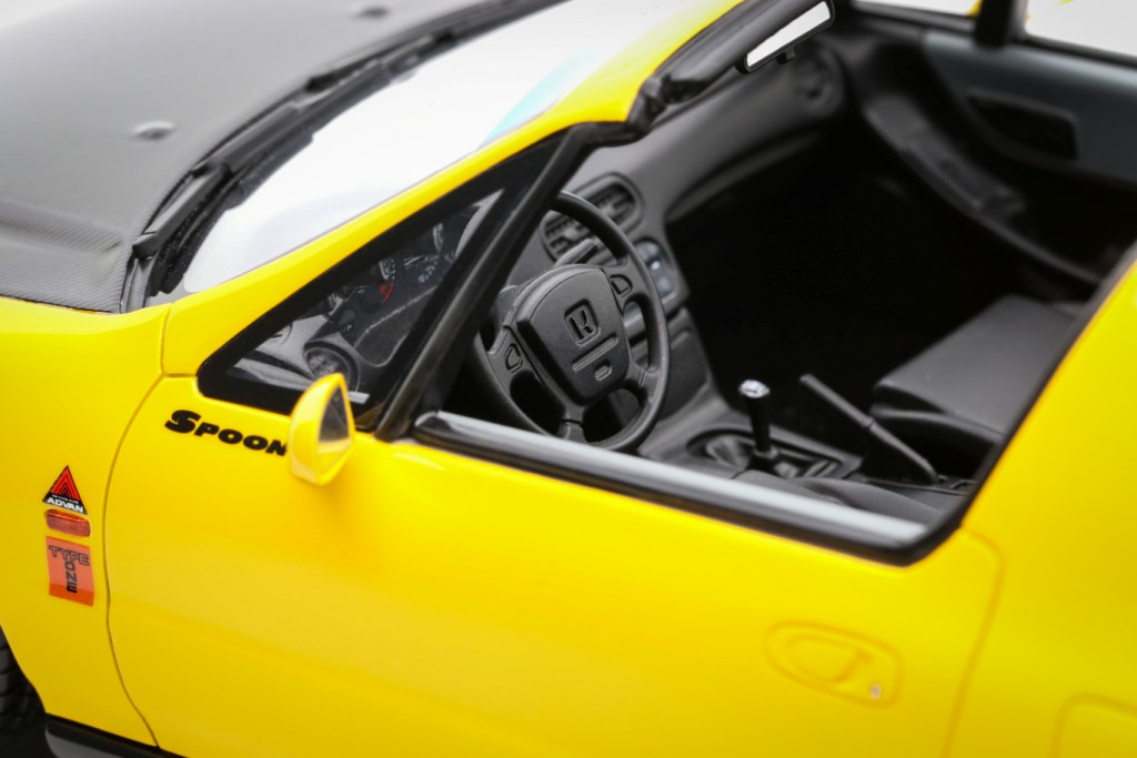 Honda Civic Del Sol 1996 Phoenix Yellow 1:18 OttOmobile