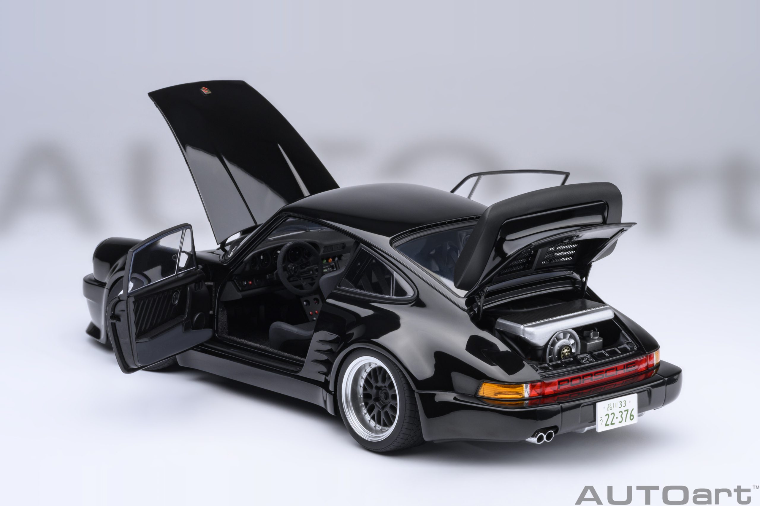 Porsche 911 930 Turbo Wangan Midnight *Blackbird* 1:18 AUTOart