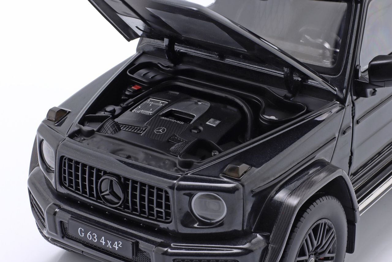 Mercedes-Benz G-Class G63 AMG V8 Biturbo 4x4 2022 black metallic 1:18 iScale