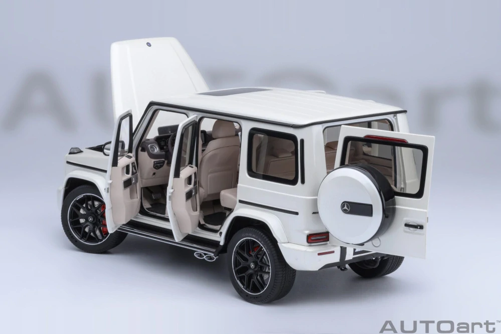 Mercedes-AMG G63 2019 brilliant white 1:18 AUTOart
