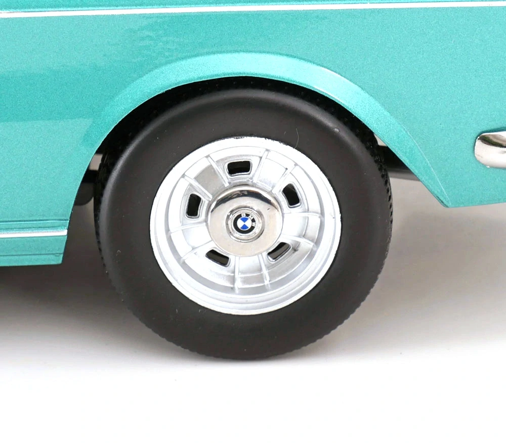 BMW 3.0 CSi E9 Coupe 1971 turquoise metallic 1:12 KK Scale