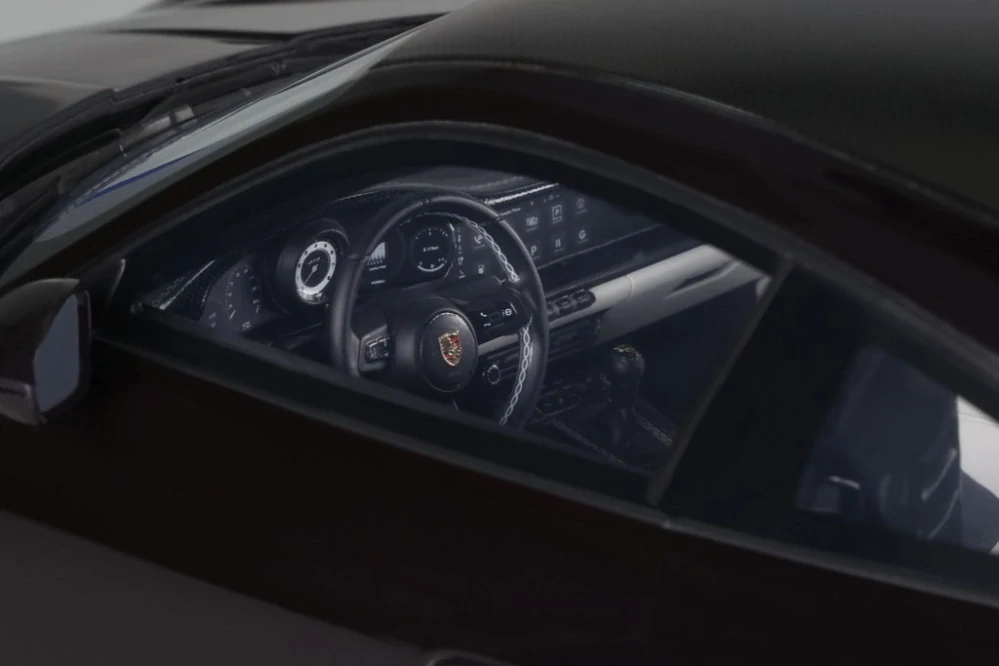 Porsche 911 (992) GT3 Touring 2021 purple 1:12 GT Spirit