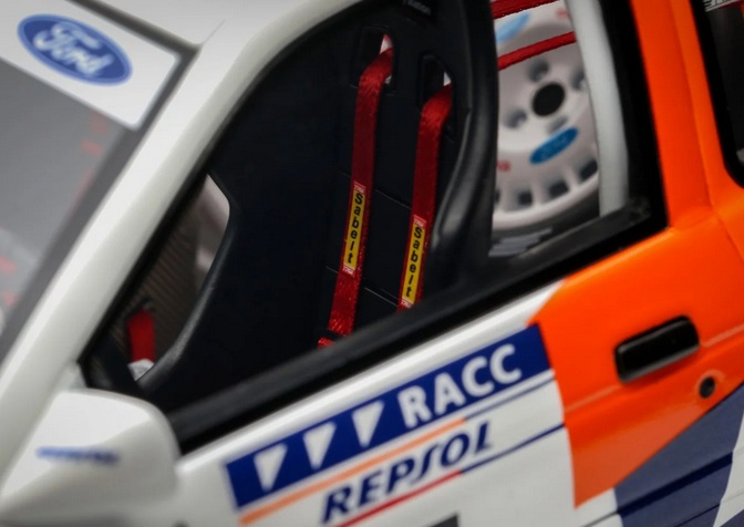 Ford Escort WRC #5 Sainz/Moya Rallye Catalunya 1997 1:18 OttOmobile