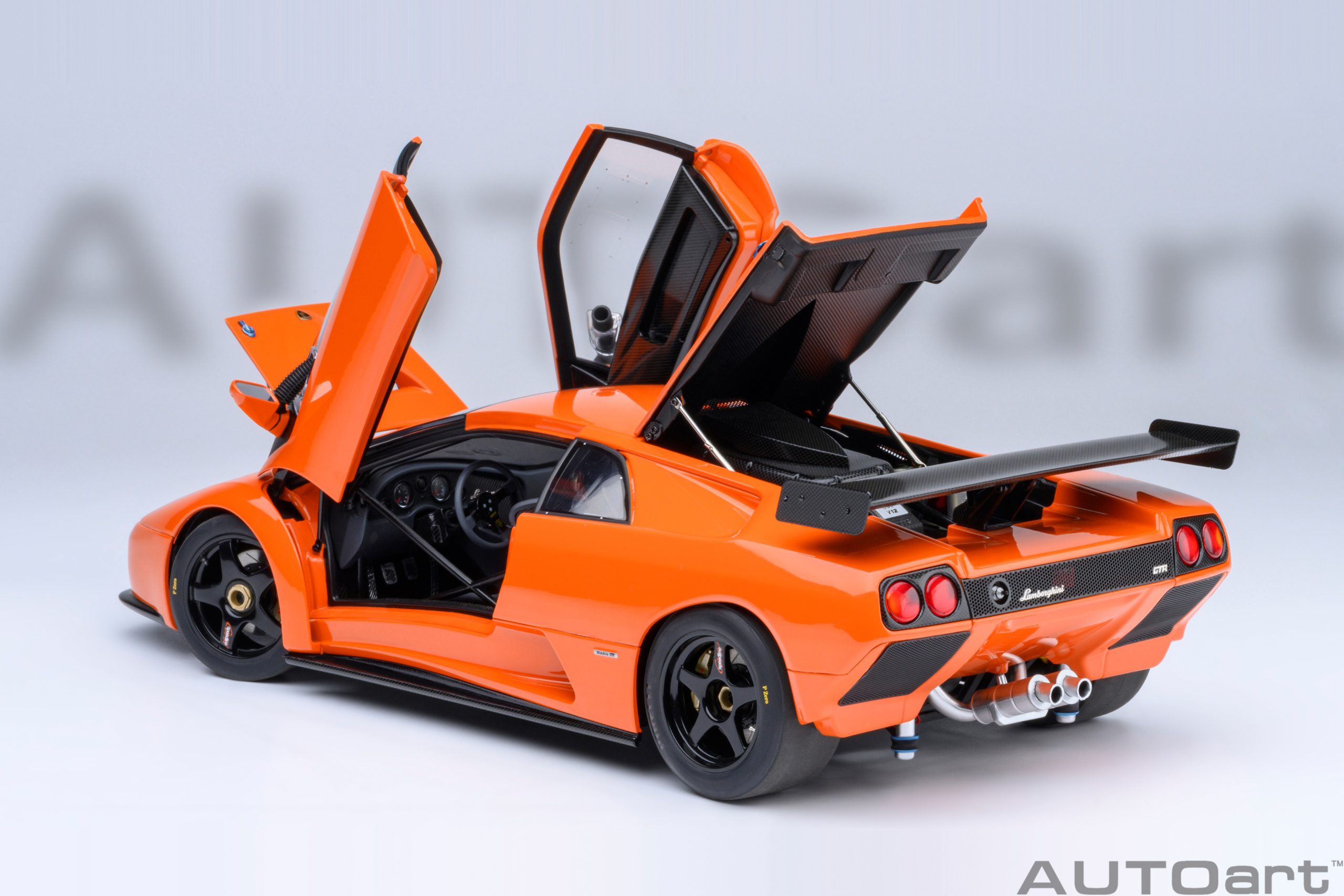 Lamborghini Diablo GT-R 1999 orange 1:18 AUTOart