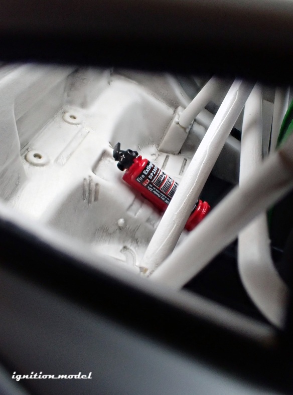 Porsche RWB Backdate white 1:18 Ignition Model