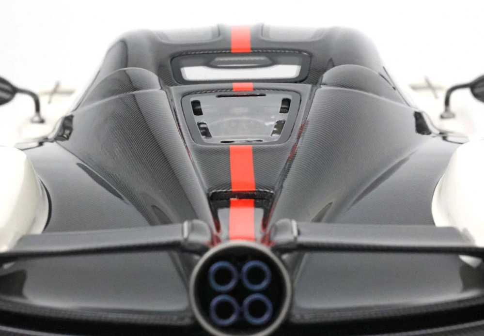 Pagani Utopia Bianco Benny 1:18 B.B.R.