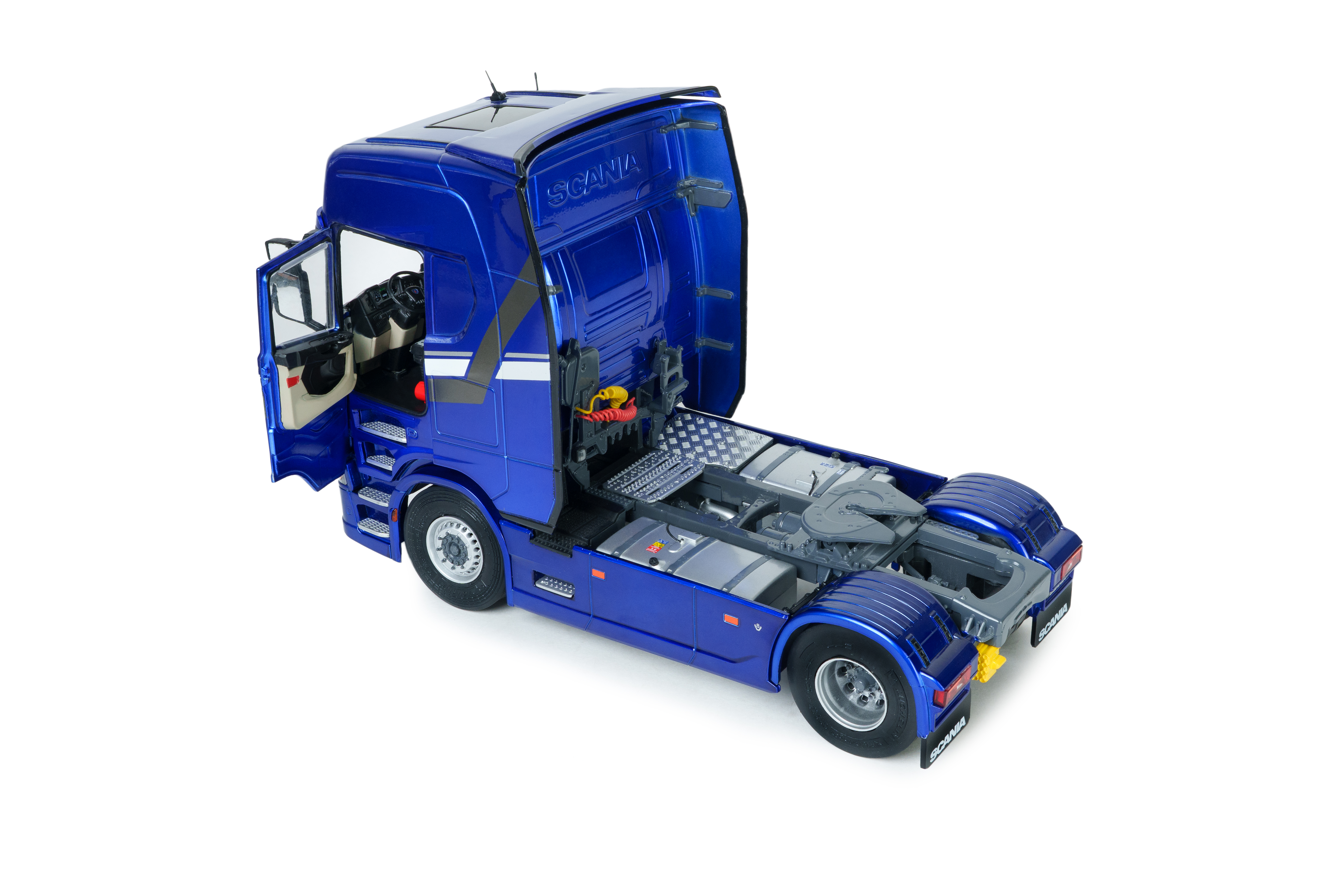 Scania 580S Highline 2023 blue metallic 1:24 Solido