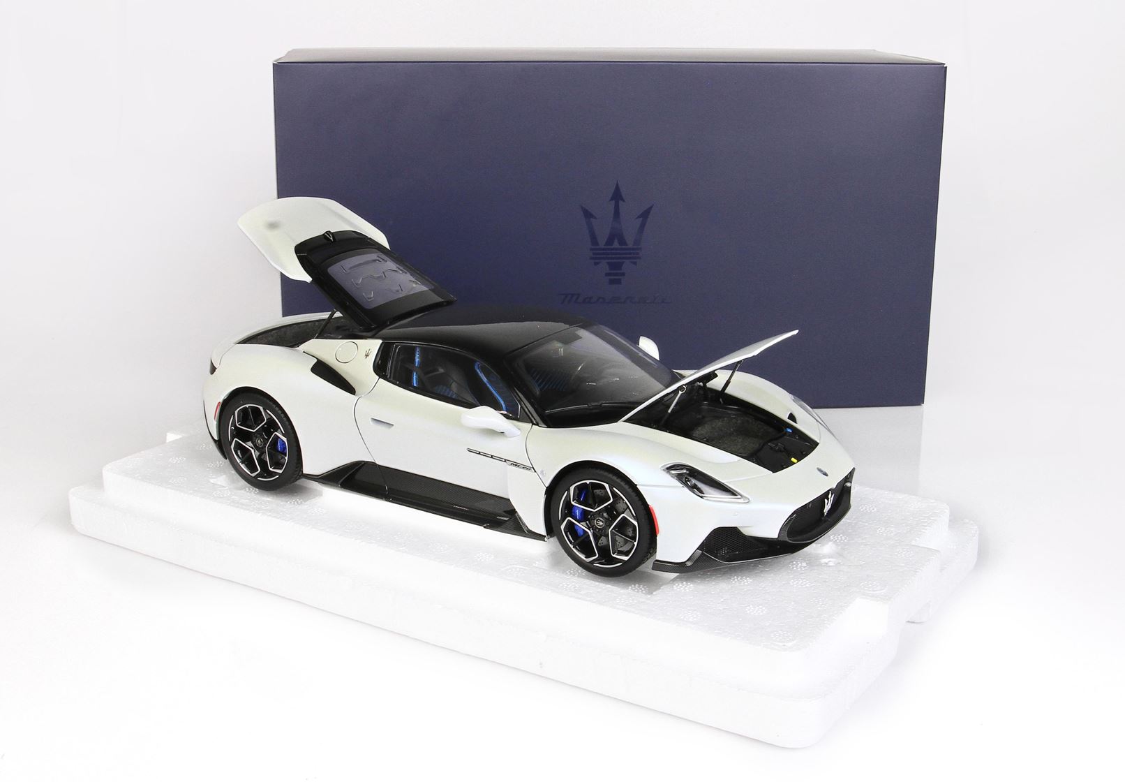 Maserati MC20 White Audace 1:18 B.B.R. 