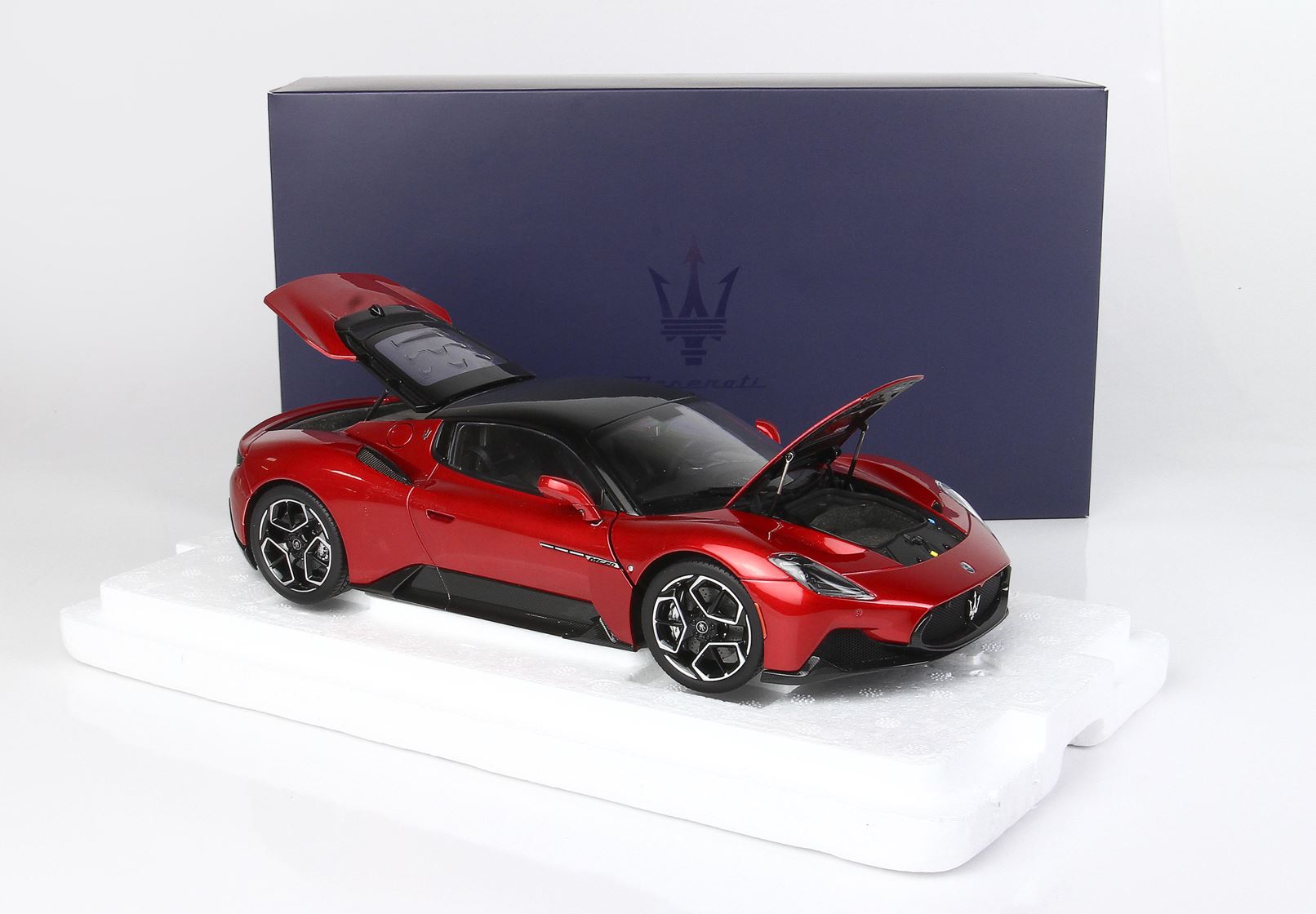 Maserati MC20 Red Vincente 1:18 B.B.R.