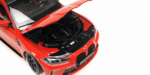 BMW M4 2024 red metallic 1:18 Minichamps 
