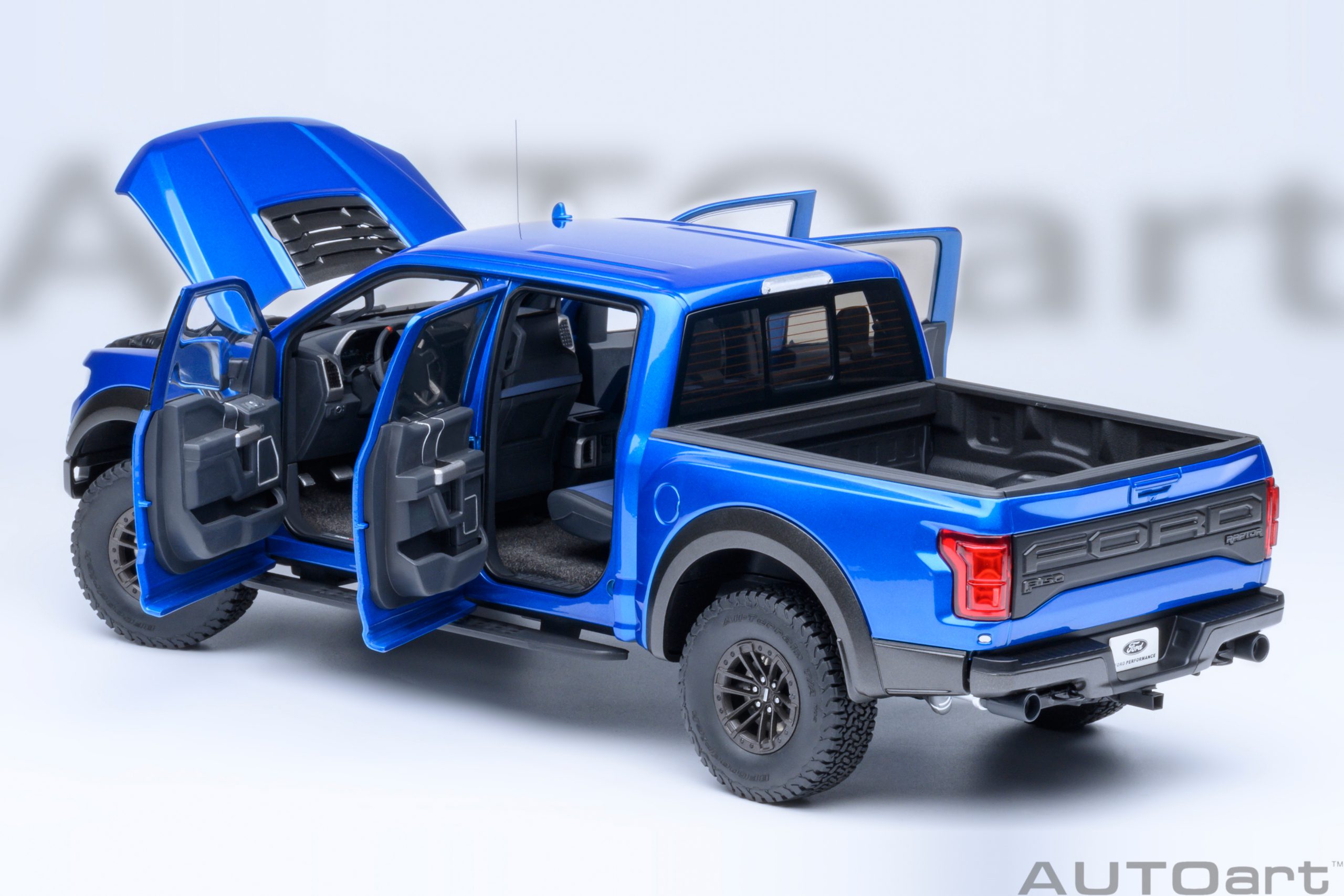 Ford F-150 Raptor Supercrew 2019 velocity blue 1:18 AUTOart