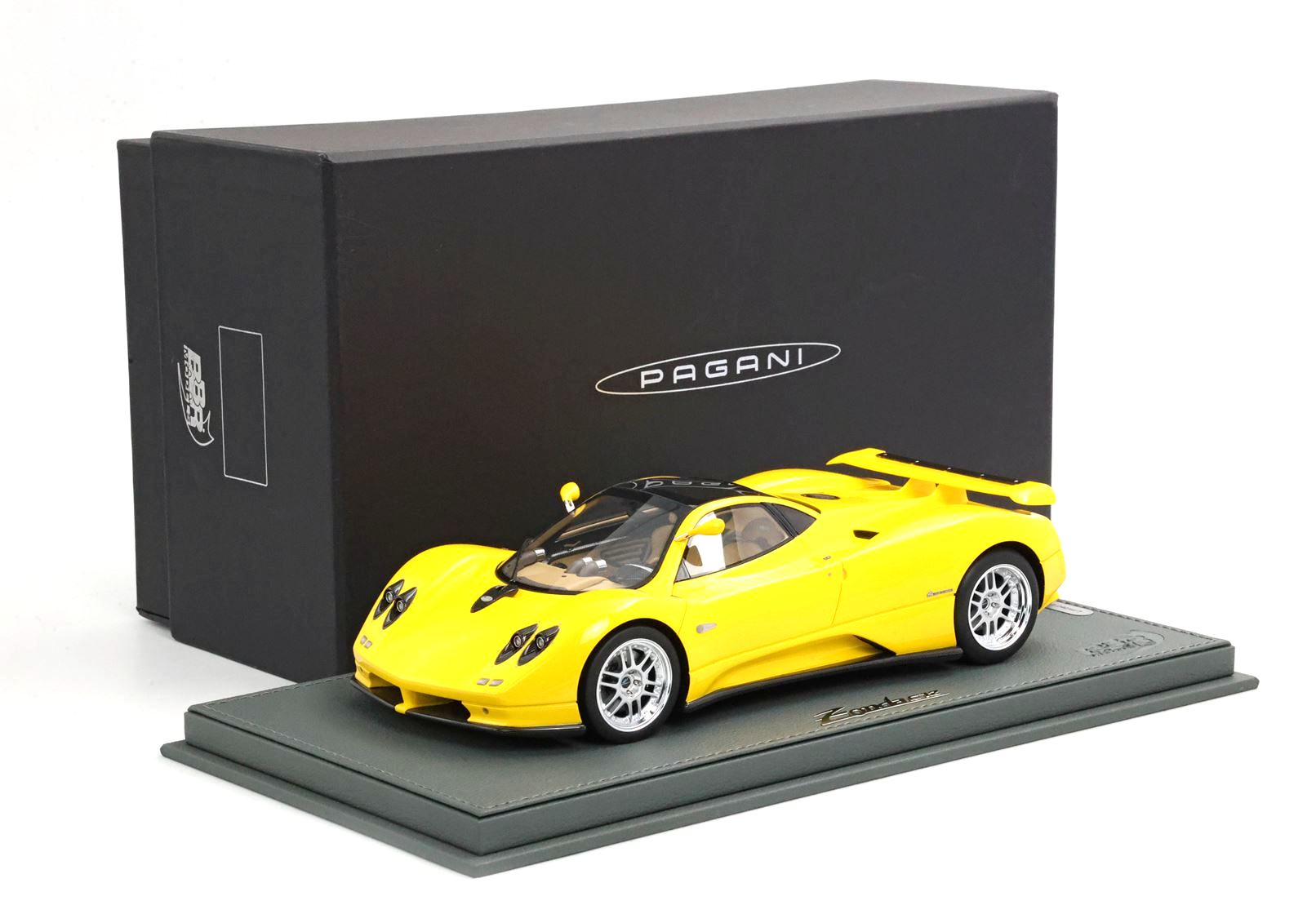 Pagani Zonda C12 Yellow 1:18 B.B.R.
