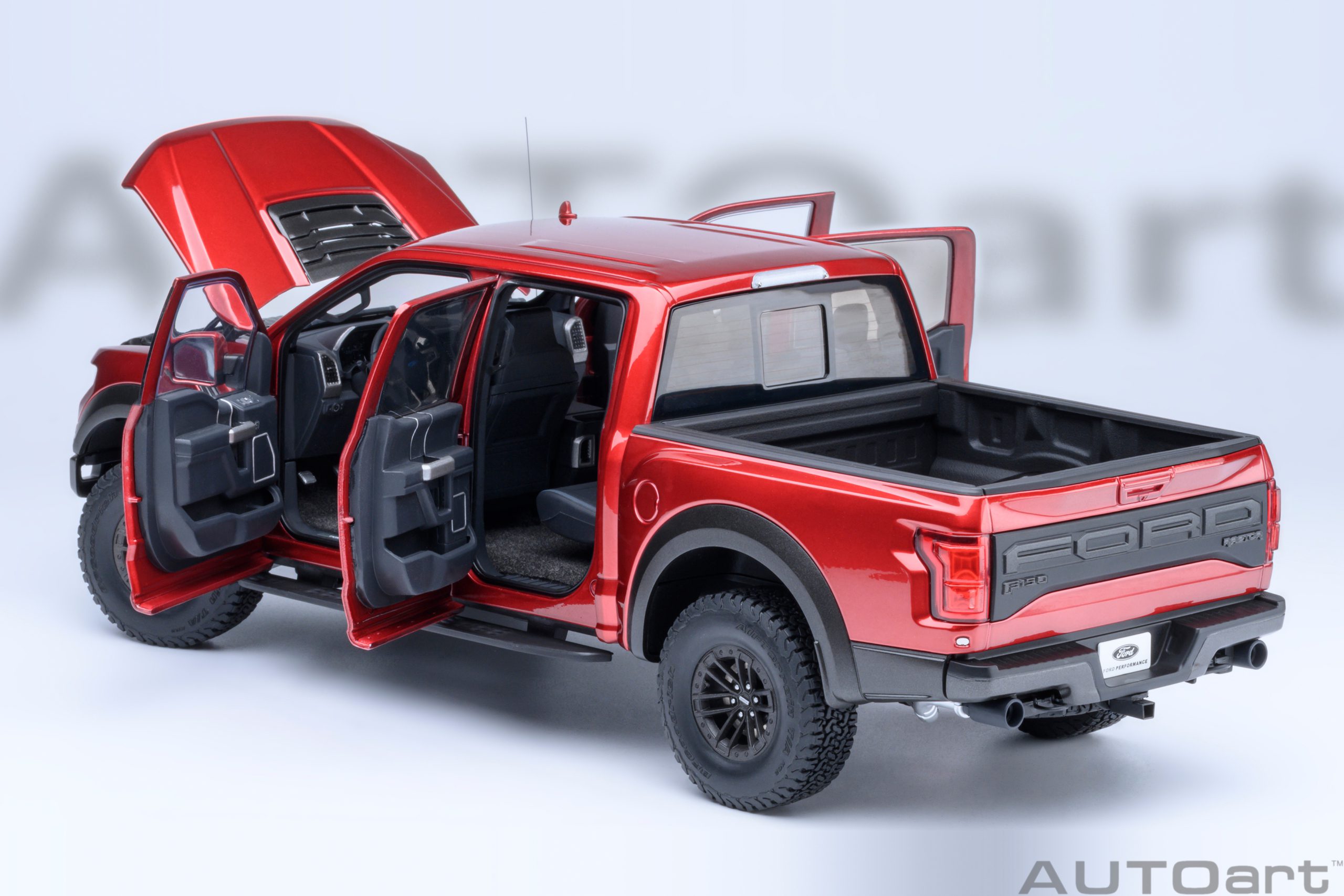 Ford F-150 Raptor Supercrew 2019 ruby red 1:18 AUTOart