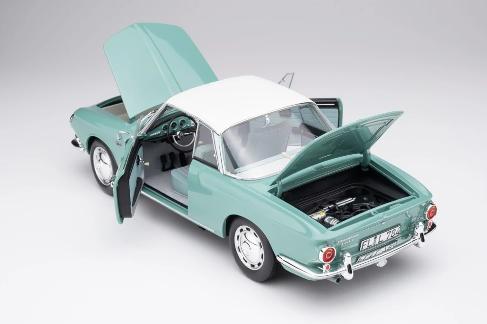 Volkswagen Karmann Ghia Typ 34 pacific green/white roof 1:18 Norev