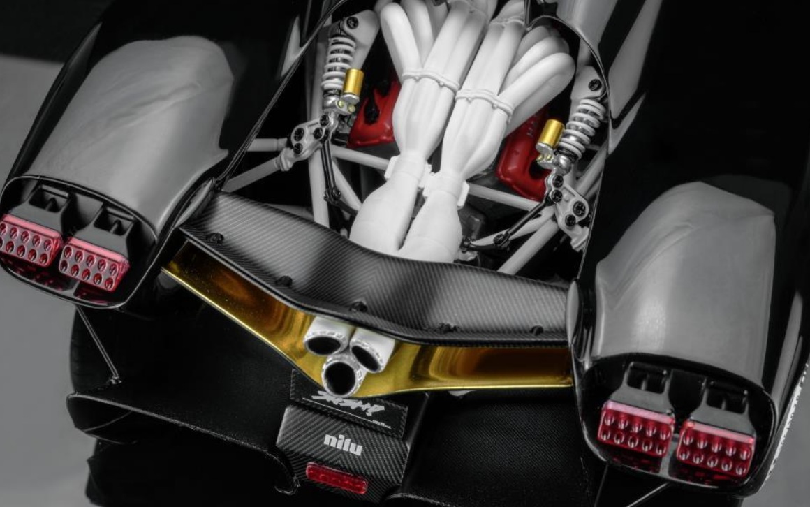 Nilu 27 V12 6.5L 1070hp 2024 black 1:18 Motorhelix