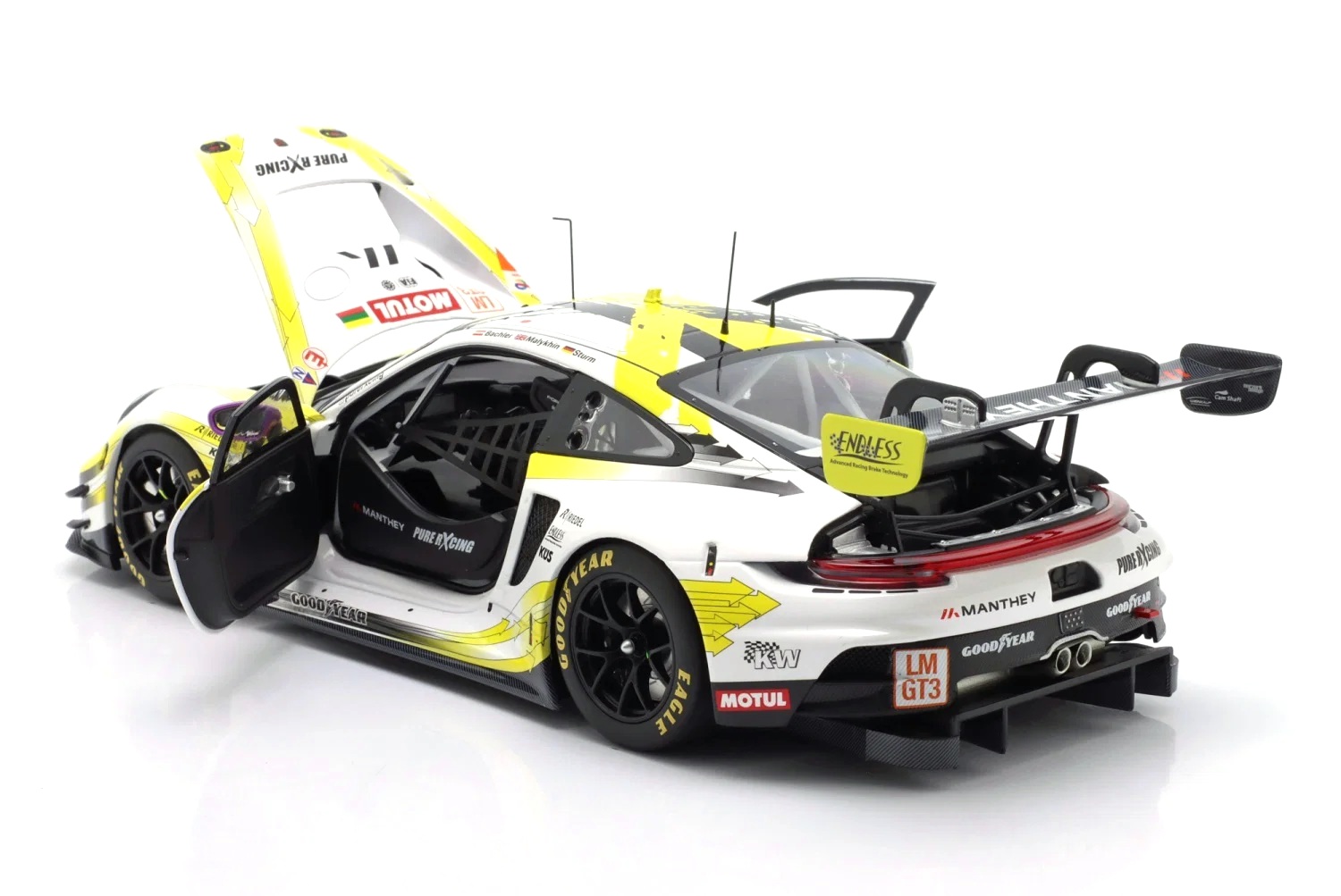 Porsche 911 GT3 R Manthey PureRxcing #92 Bachler/Malykhin/Sturm24H Le Mans 2024 1:18 Minichamps
