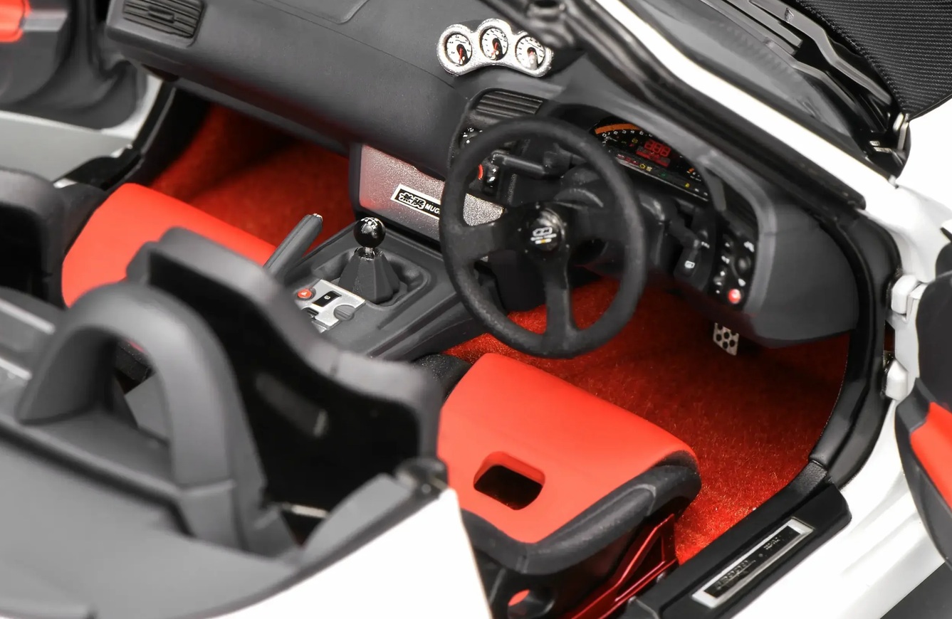 Honda S2000 Spider Hard-Top Mugen 2001 white pearl/carbon 1:18 Motorhelix