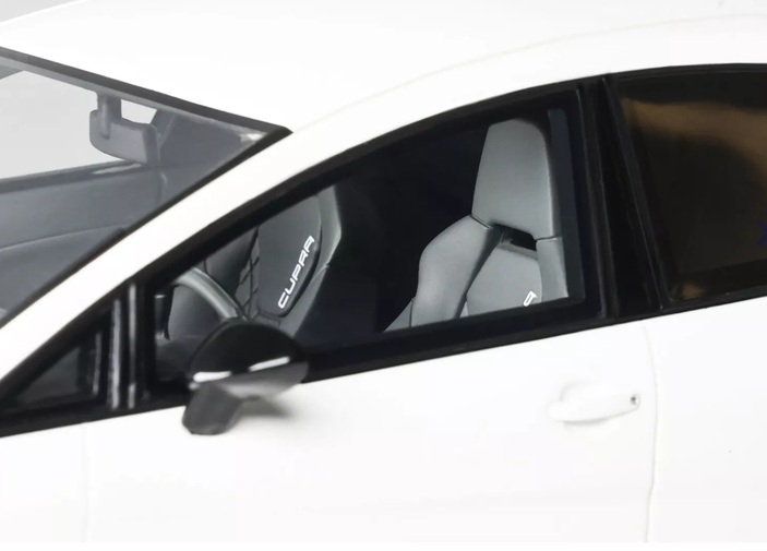Seat Leon MK2 Cupra R 2010 candy white B9A 1:18 OttOmobile