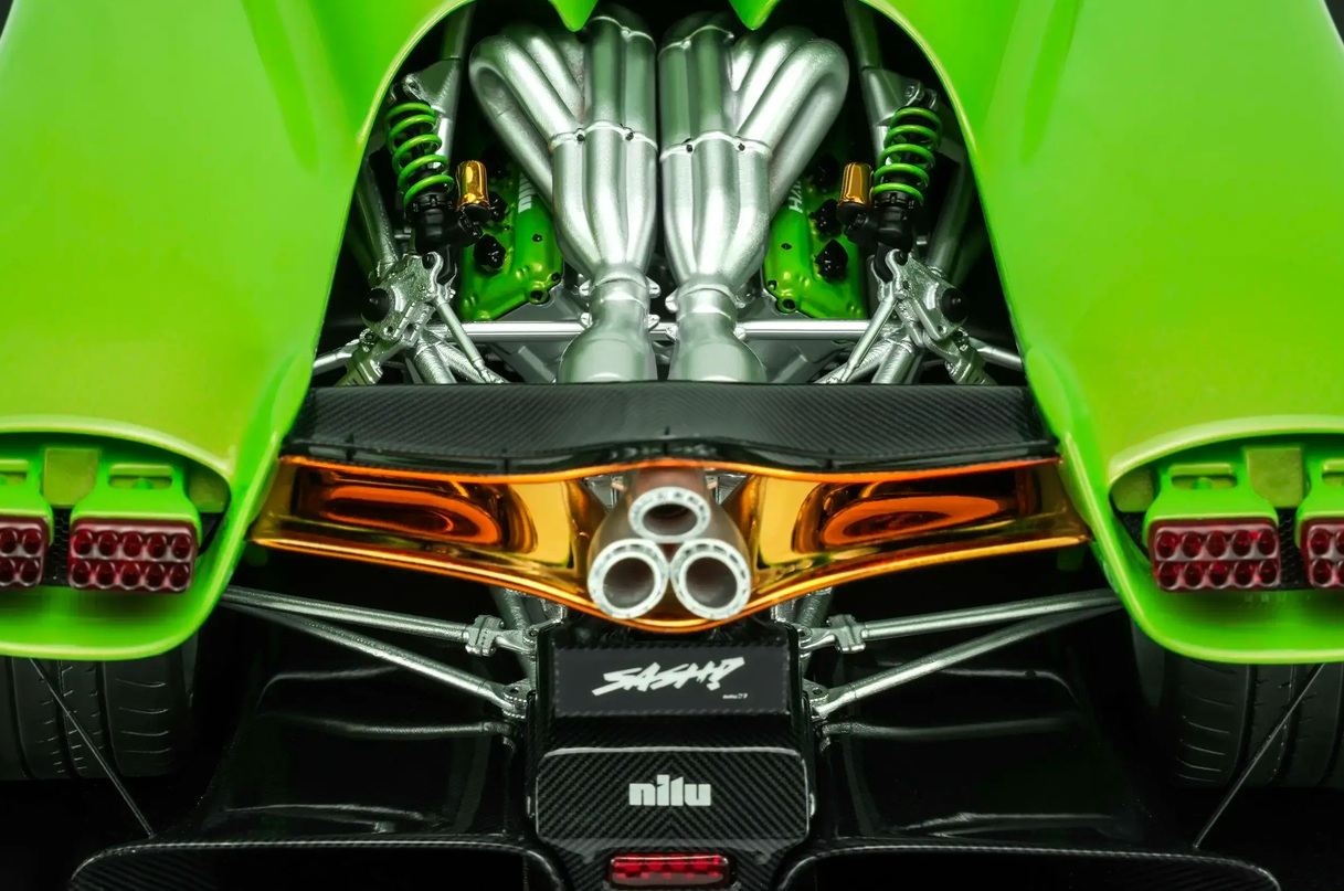 Nilu 27 V12 6.5L 1070hp 2024 mastodon green 1:18 Motorhelix