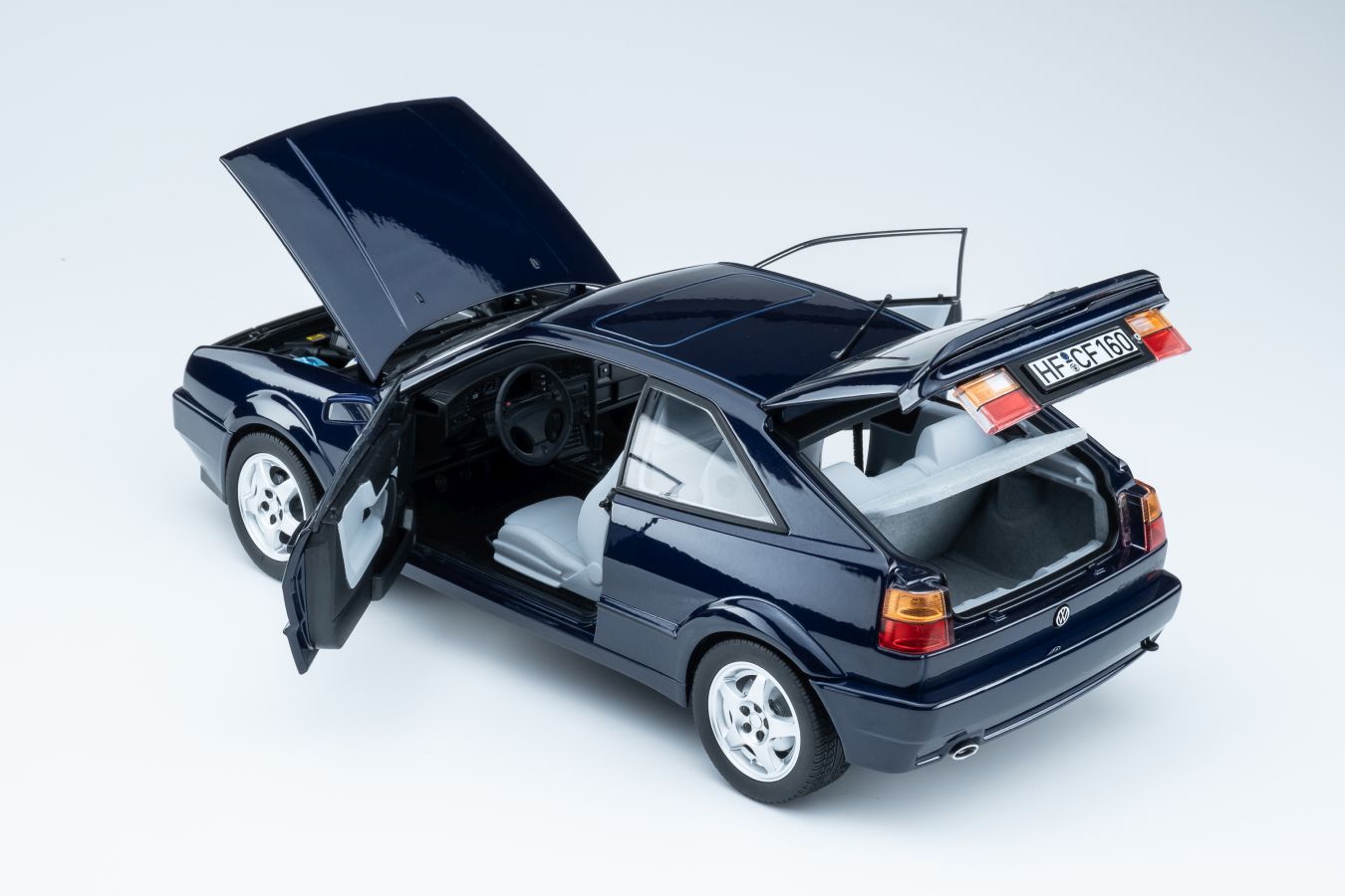 Volkswagen Corrado VR6 aqua blue 1:18 Norev