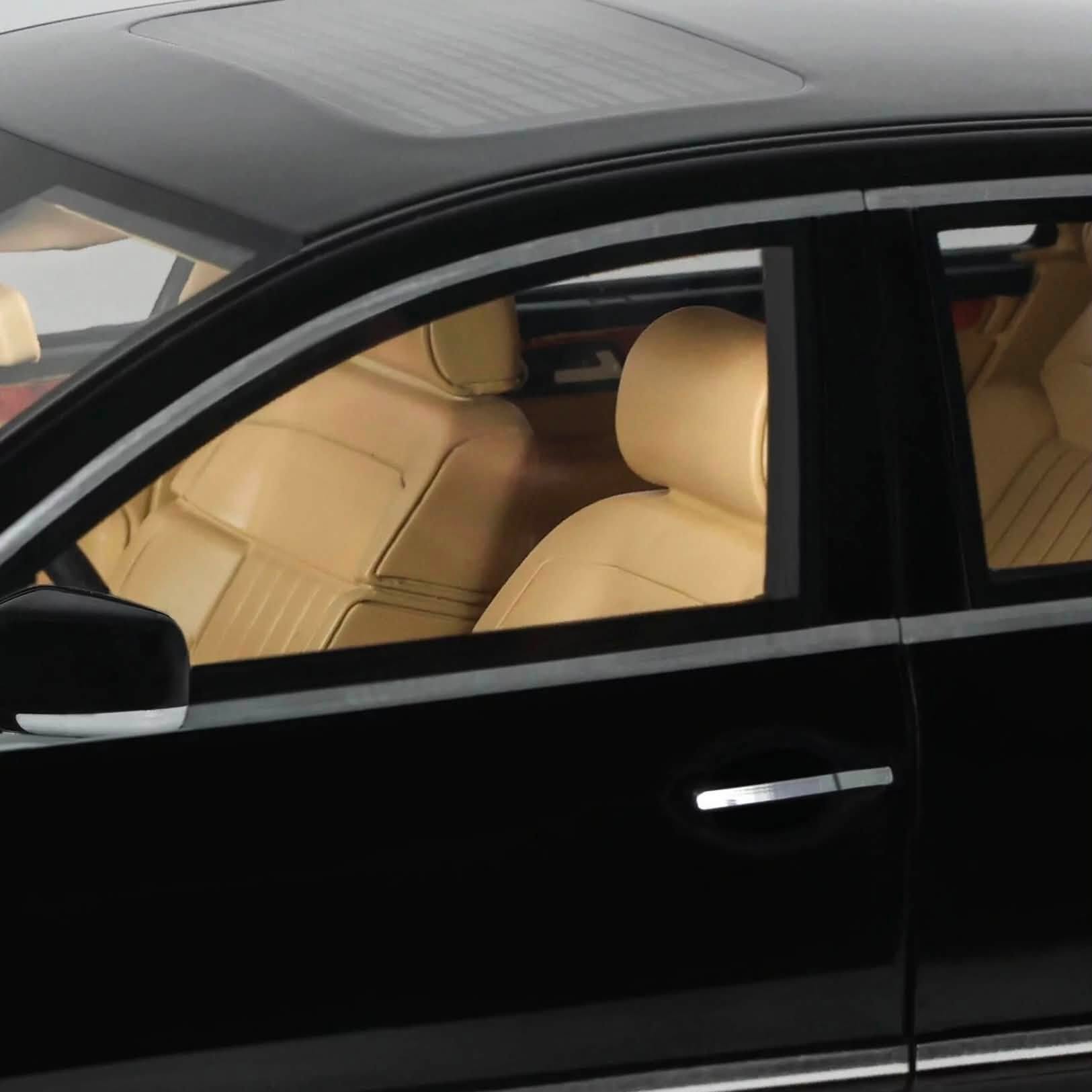 Volkswagen Phaeton 6.0 W12 2005 black L041 1:18 OttOmobile