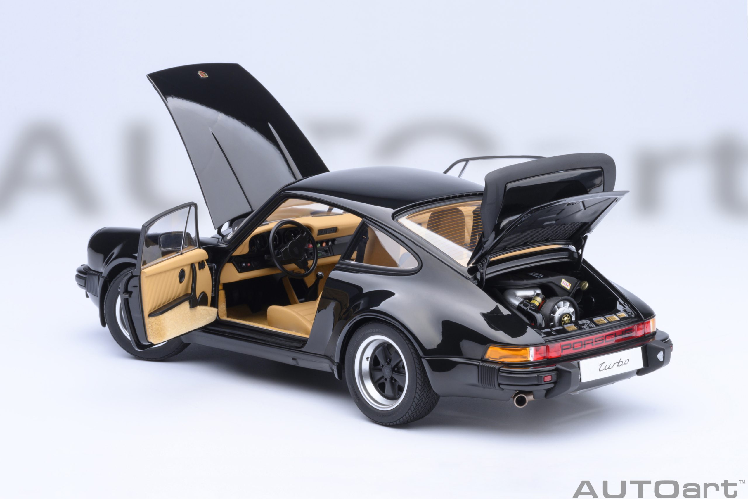 Porsche 911 930 Turbo 3.0 black 1:18 AUTOart