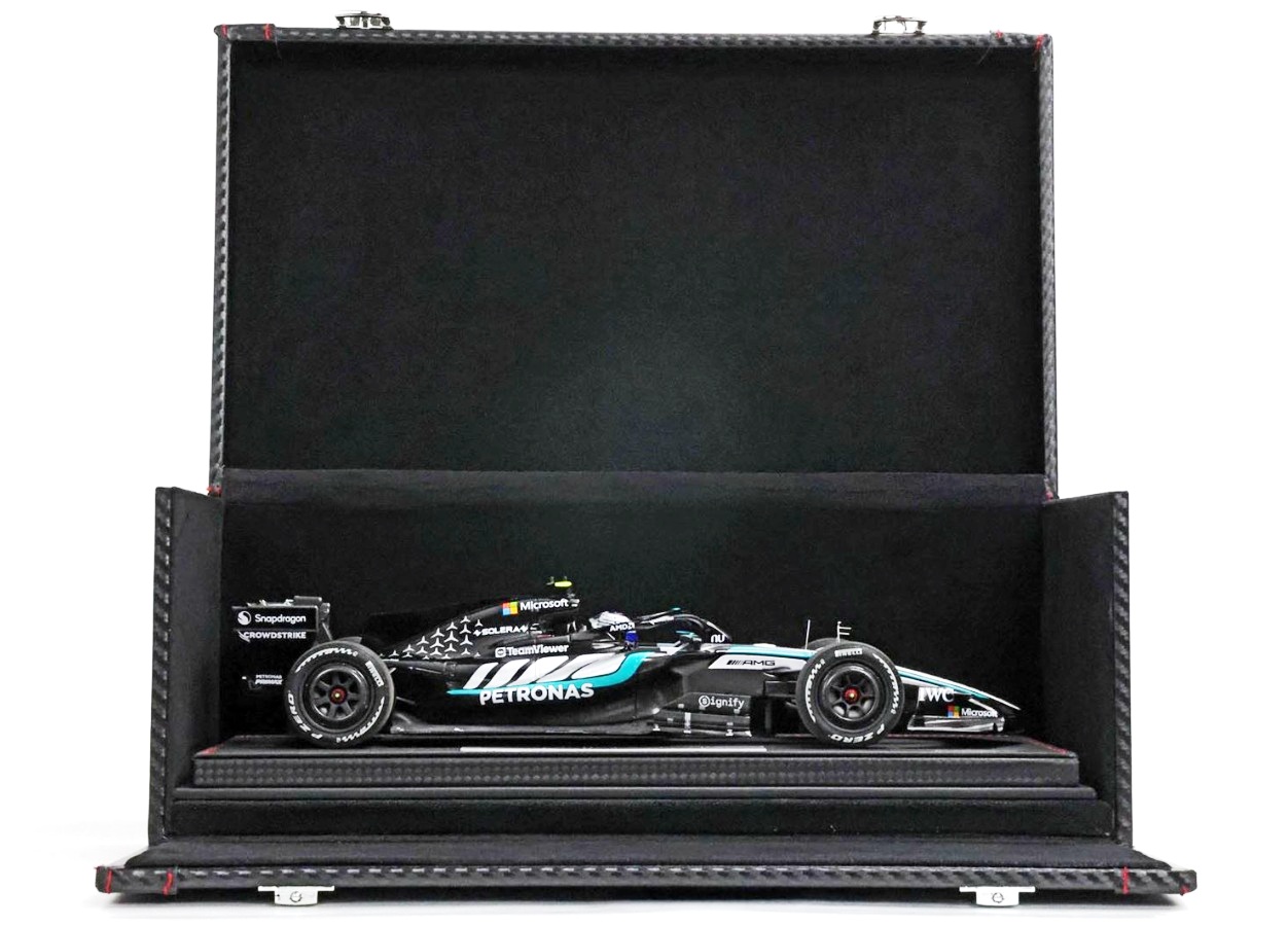 Mercedes-AMG F1 E Performance #12 Kimi Antonelli Winner Japanese GP 2026 Luxury Pack 1:18 B.B.R.