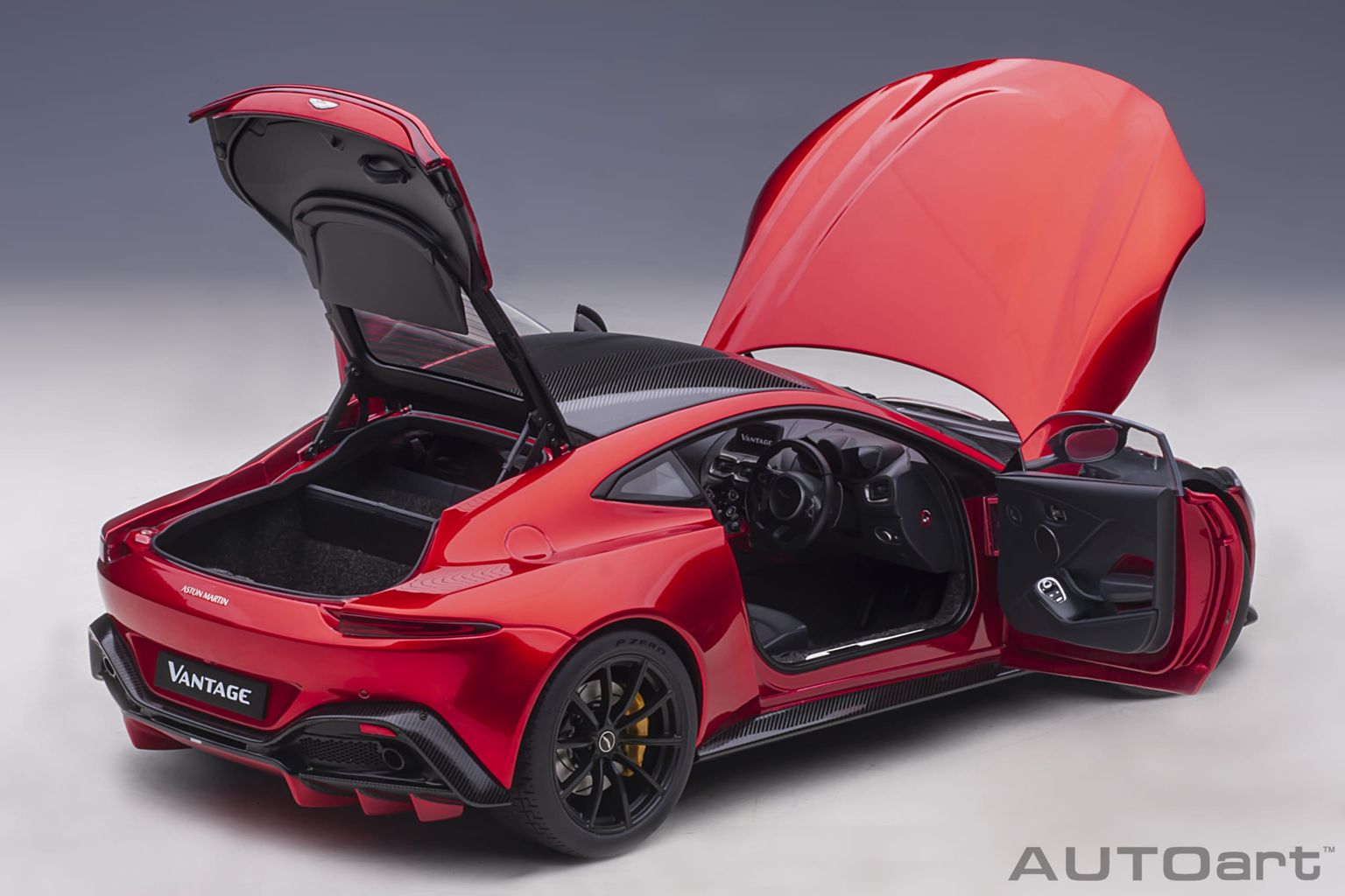 Aston Martin Vantage 2019 hyper red 1:18 AUTOart